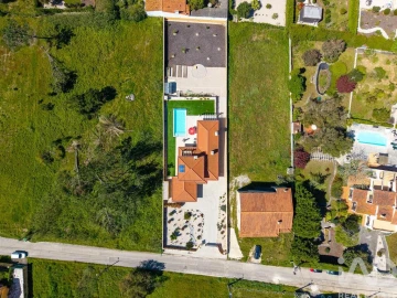 Moradia T4 para Venda em Nadadouro