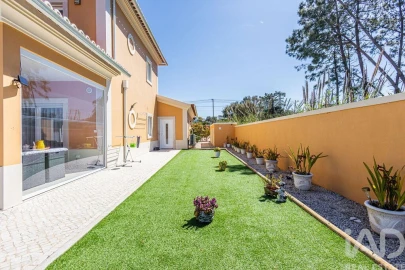 Moradia T4 para Venda em Nadadouro