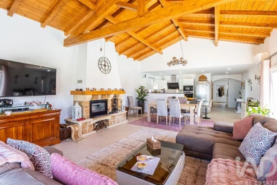 Moradia T4 para Venda em Nadadouro