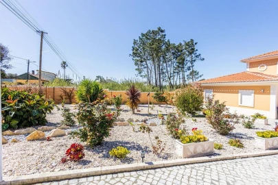 Moradia T4 para Venda em Nadadouro