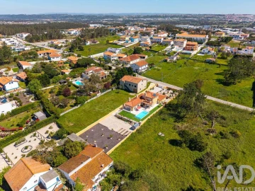 Moradia T4 para Venda em Nadadouro