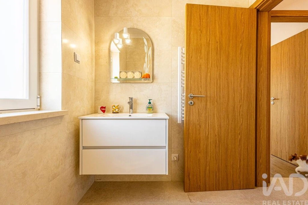 Moradia T4 para Venda em Nadadouro Foto 33