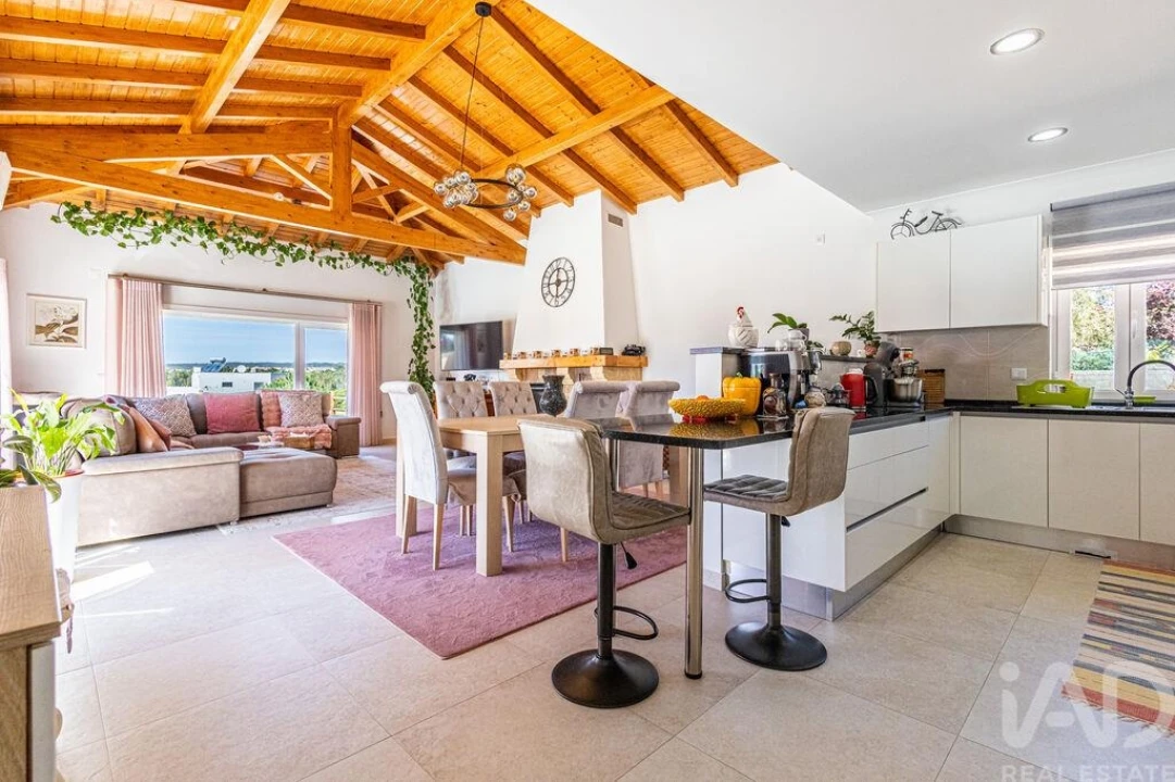 Moradia T4 para Venda em Nadadouro Foto 19