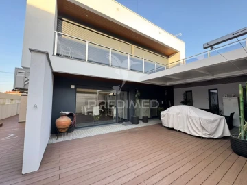 Moradia T4 para Venda em Abrantes (São Vicente e São João) e Alferrarede