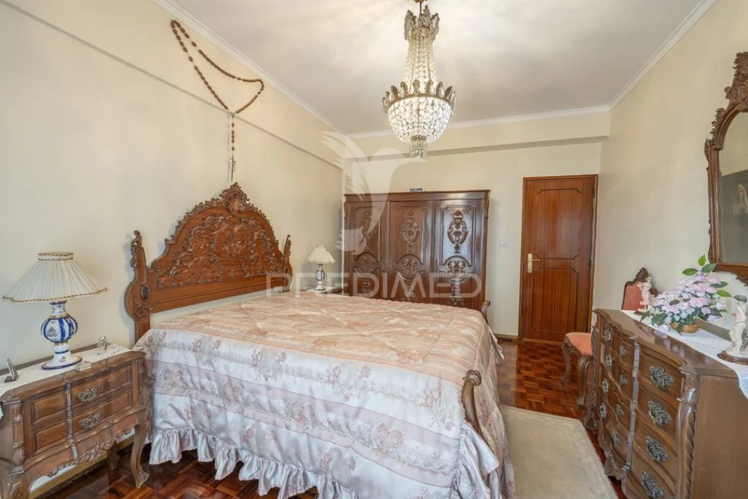 Apartamento T3 para Venda em Pontinha e Famões Foto 10