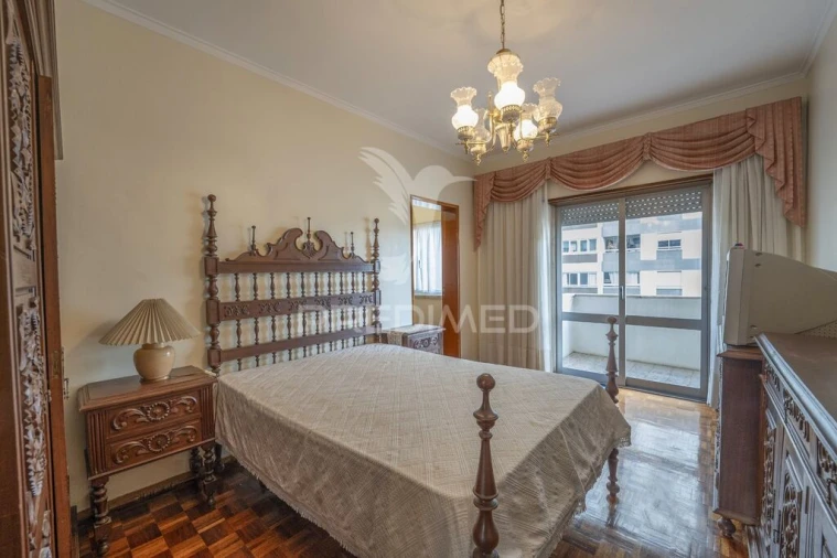 Apartamento T3 para Venda em Pontinha e Famões Foto 20