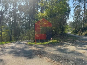 Terreno para Venda em Sande, Vilarinho, Barros e Gomide