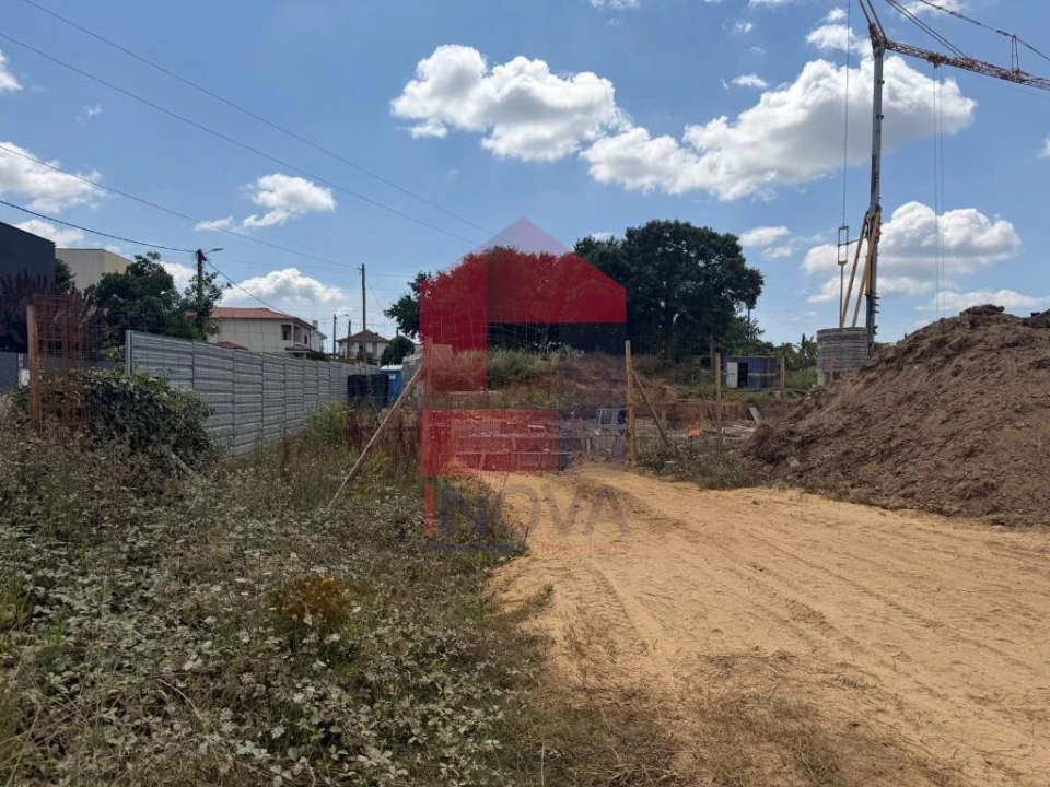 Moradia T3 para Venda em Adaufe Foto 14