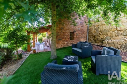 Quinta T2 para Venda em São Cosmado