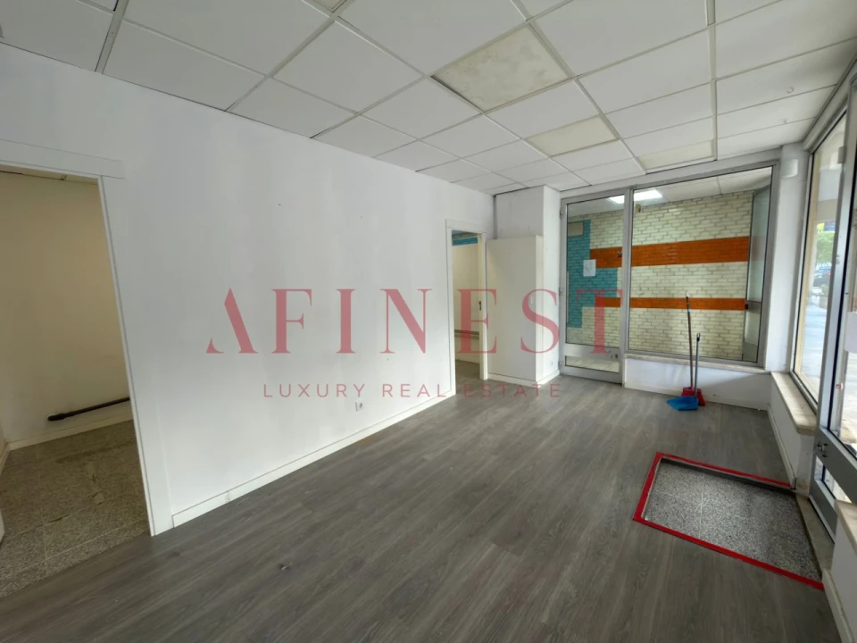 Loja para Arrendamento em Costa da Caparica Foto 5