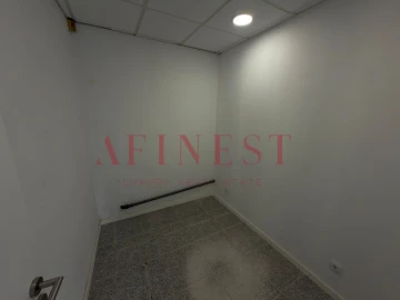 Loja para Arrendamento em Costa da Caparica