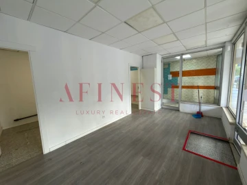 Loja para Arrendamento em Costa da Caparica