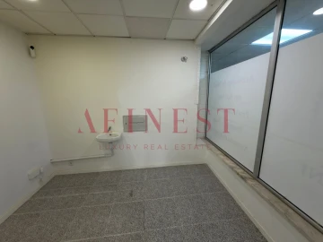 Loja para Arrendamento em Costa da Caparica