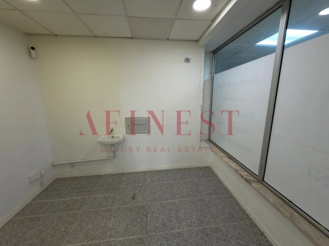 Loja para Arrendamento em Costa da Caparica Foto 3