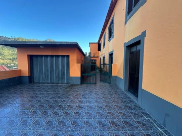 Moradia T3 para Venda em São Roque do Faial