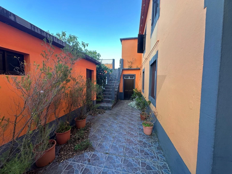 Moradia T3 para Venda em São Roque do Faial Foto 4