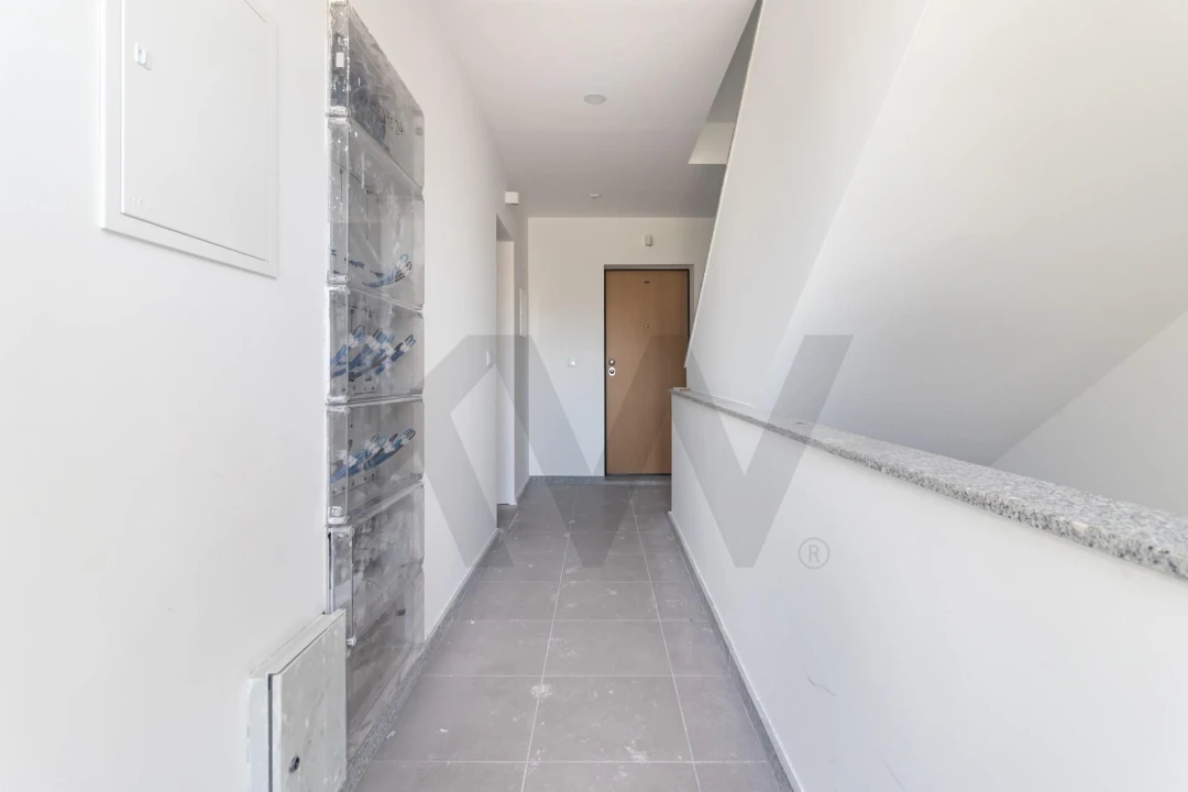 Apartamento T2 para Venda em Charneca de Caparica e Sobreda Foto 59