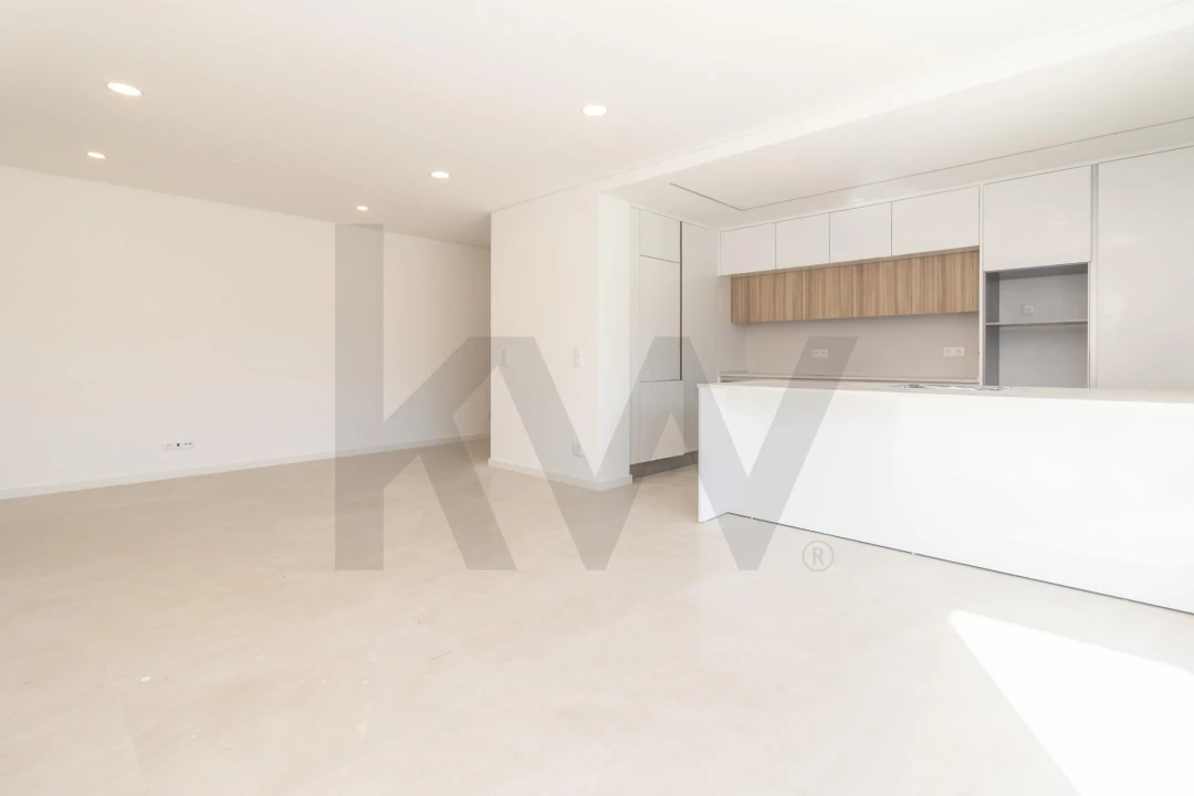Apartamento T2 para Venda em Charneca de Caparica e Sobreda Foto 4