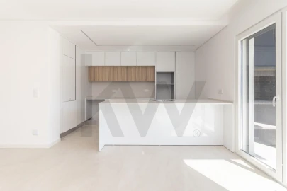 Apartamento T2 para Venda em Charneca de Caparica e Sobreda