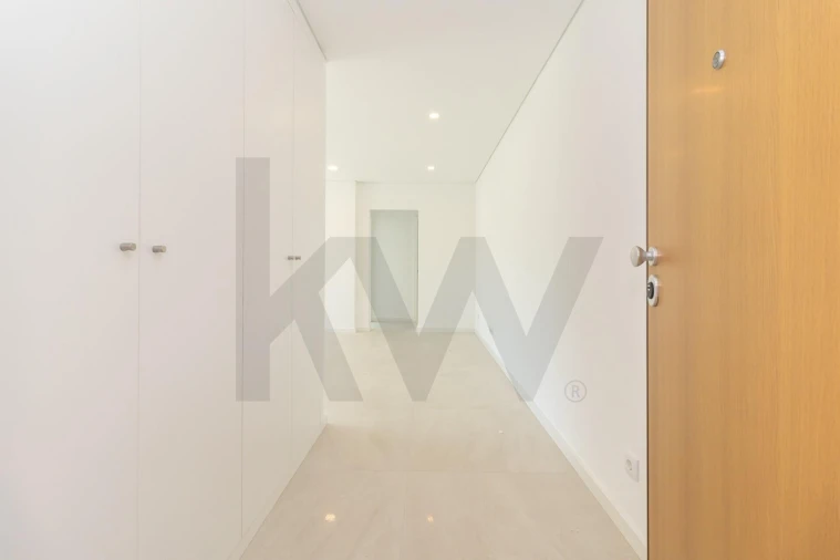 Apartamento T2 para Venda em Charneca de Caparica e Sobreda Foto 56