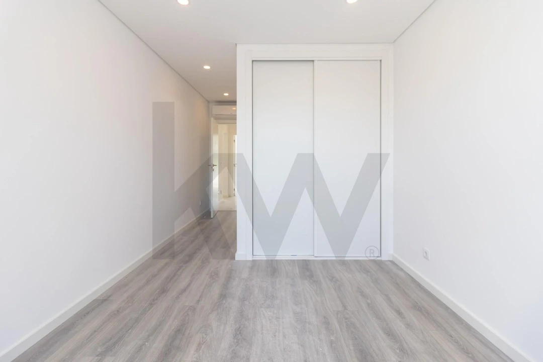 Apartamento T2 para Venda em Charneca de Caparica e Sobreda Foto 41
