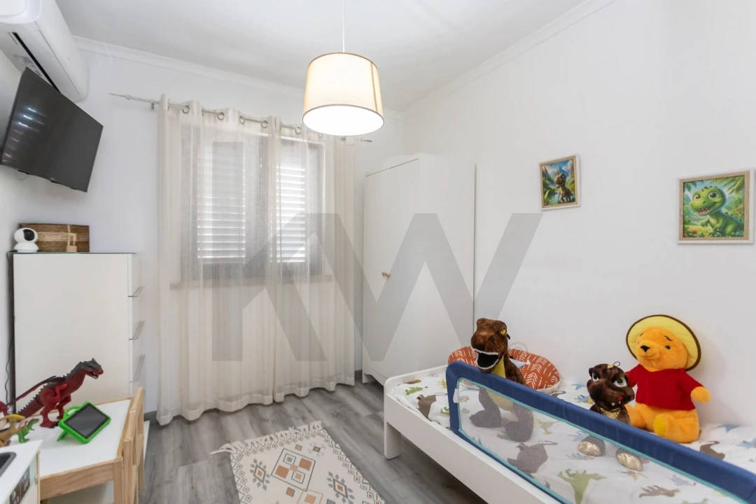 Moradia T4 para Venda em Laranjeiro e Feijó Foto 19