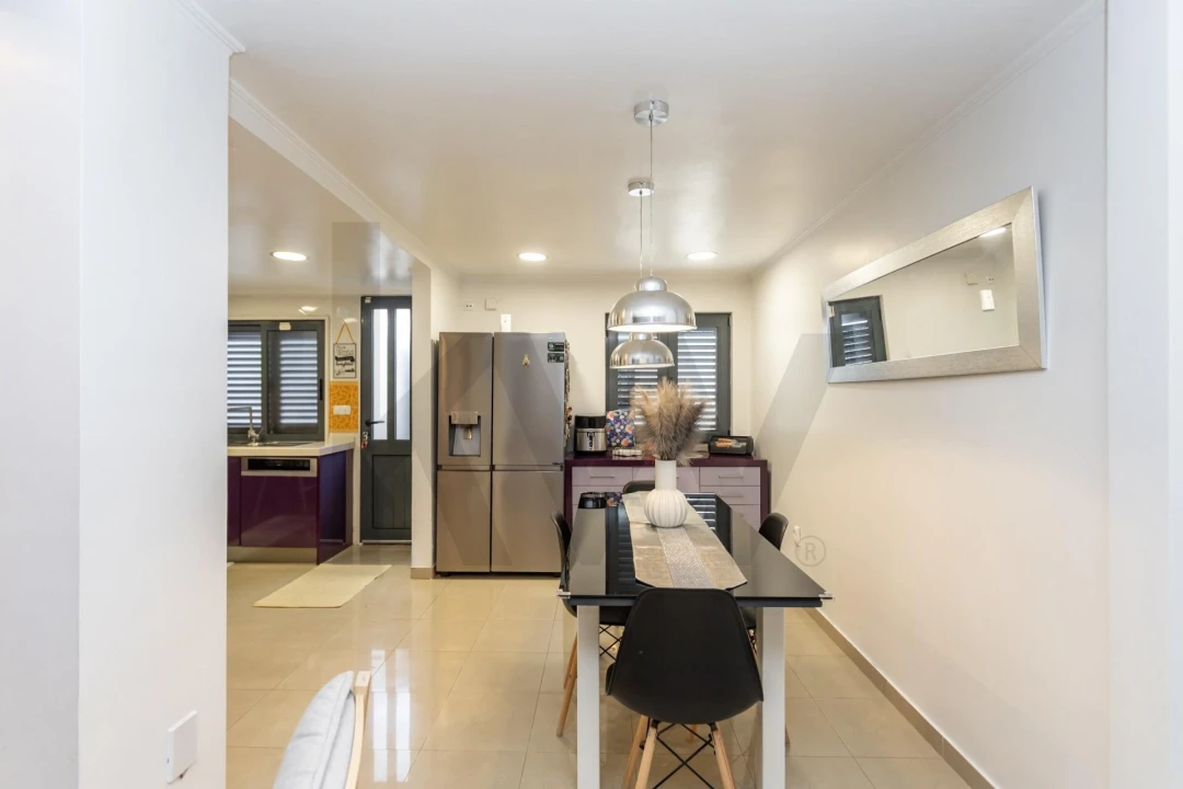 Moradia T4 para Venda em Laranjeiro e Feijó Foto 8