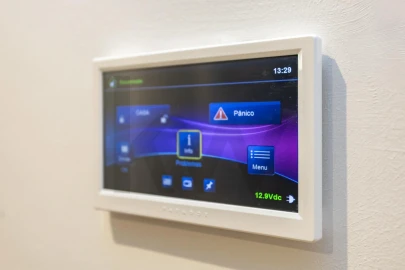 Moradia T4 para Venda em Laranjeiro e Feijó