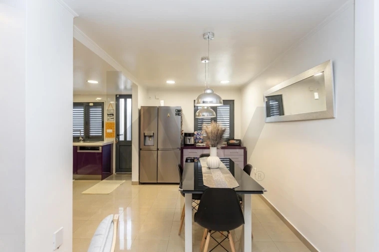 Moradia T4 para Venda em Laranjeiro e Feijó Foto 8