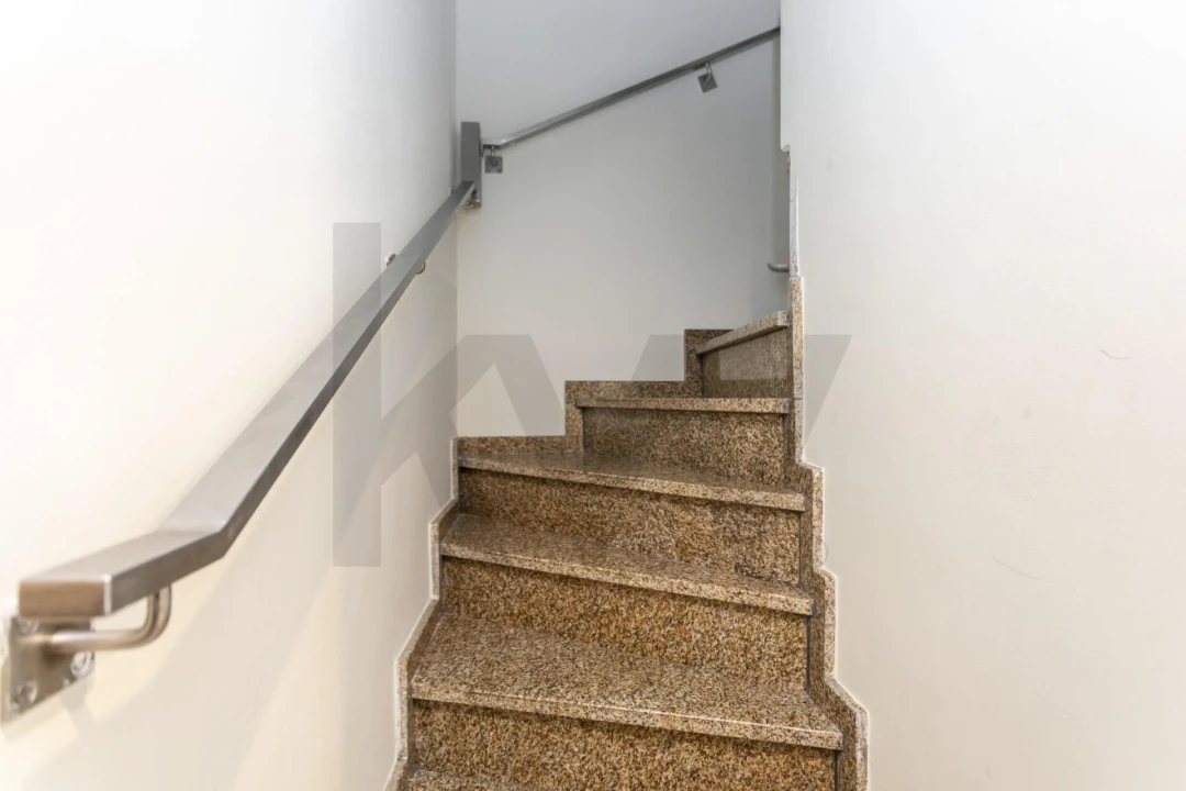 Moradia T4 para Venda em Laranjeiro e Feijó Foto 15