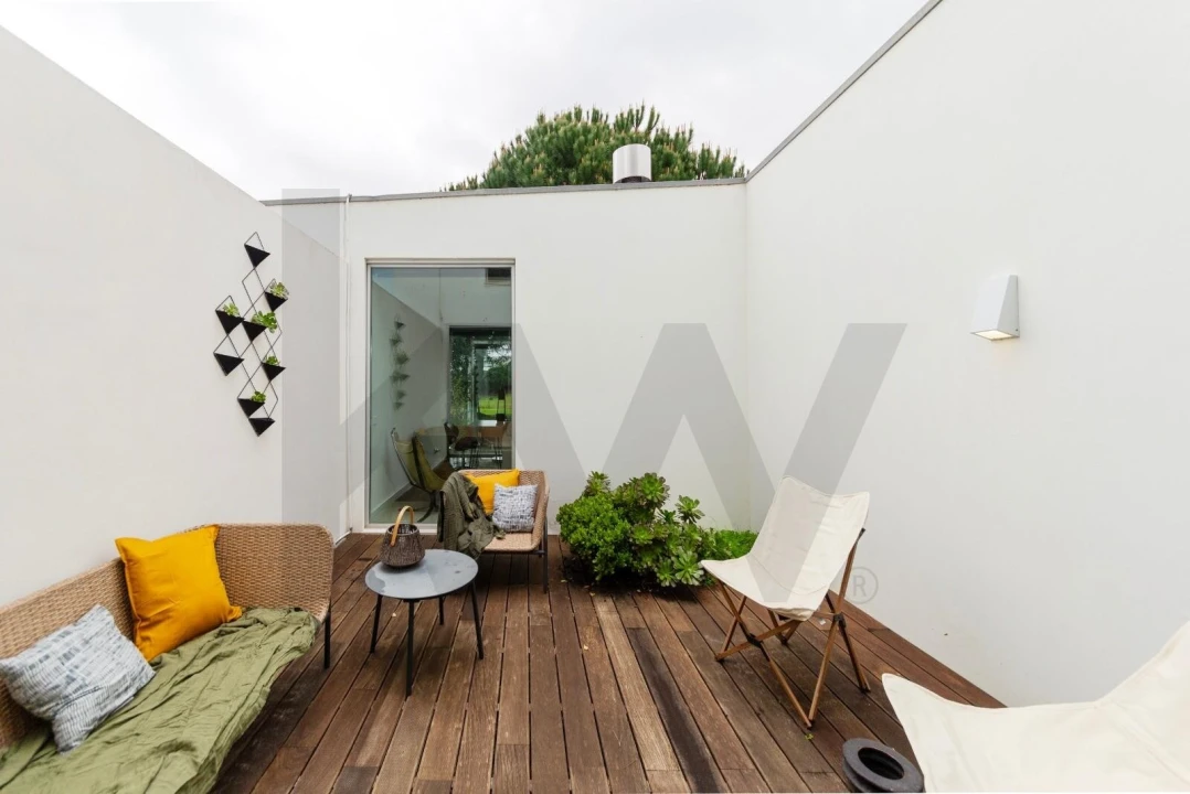 Moradia T2 para Arrendamento em Vau Foto 10