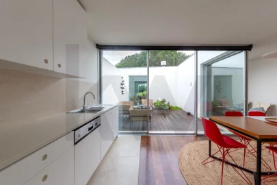 Moradia T2 para Arrendamento em Vau