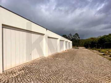 Moradia T2 para Arrendamento em Vau