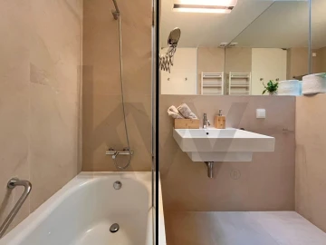 Moradia T2 para Arrendamento em Vau