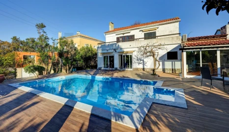 Moradia T4 para Venda em Sesimbra (Castelo)