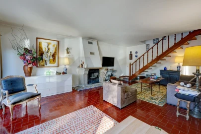 Moradia T4 para Venda em Sesimbra (Castelo)