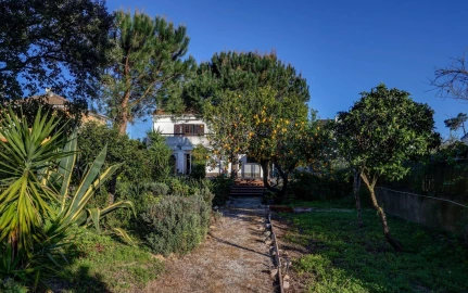 Moradia T4 para Venda em Sesimbra (Castelo)