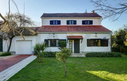 Moradia T4 para Venda em Sesimbra (Castelo)