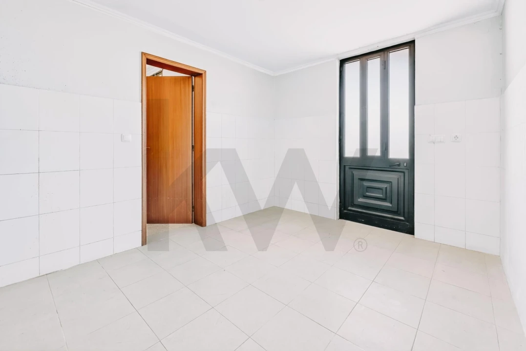 Moradia T3 para Venda em Santo Antonio Foto 6