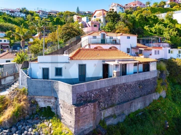 Moradia T3 para Venda em Santo Antonio