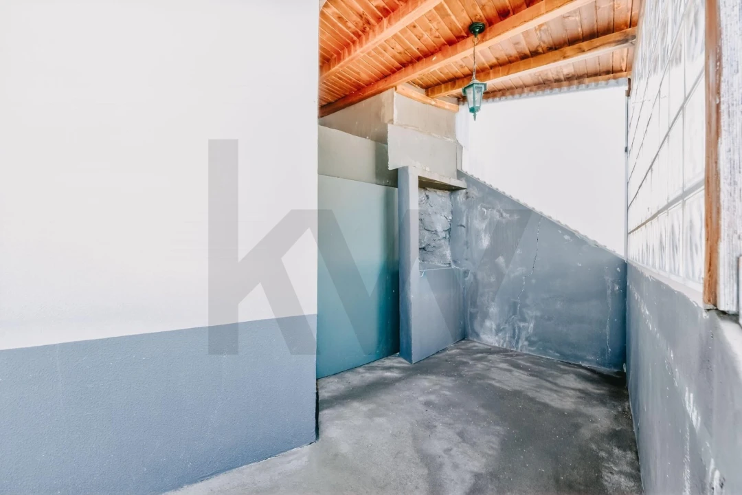 Moradia T3 para Venda em Santo Antonio Foto 9