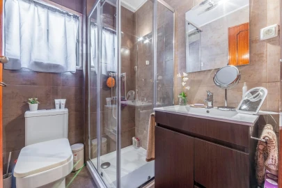 Apartamento T3 para Venda em Ramada e Caneças