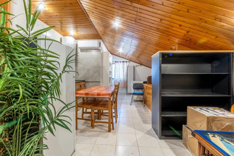 Apartamento T3 para Venda em Ramada e Caneças Foto 23