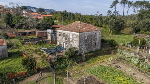 Quinta T4 para Venda em Ancora