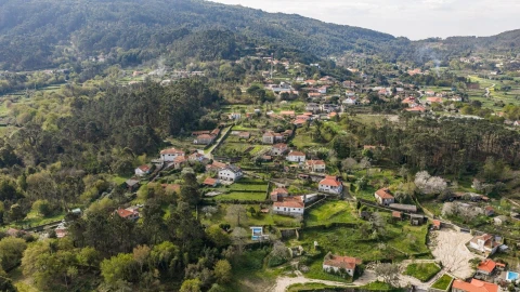 Quinta T4 para Venda em Ancora