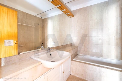 Apartamento T4 para Venda em Aldoar, Foz do Douro e Nevogilde