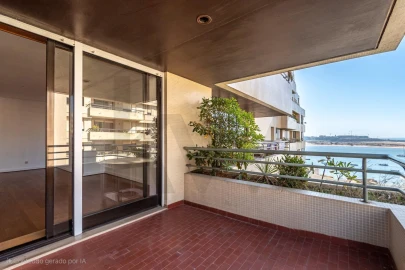 Apartamento T4 para Venda em Aldoar, Foz do Douro e Nevogilde