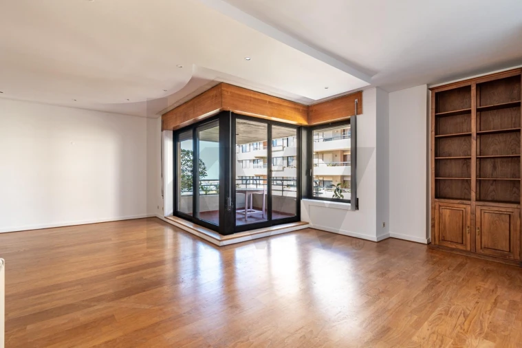 Apartamento T4 para Venda em Aldoar, Foz do Douro e Nevogilde Foto 9
