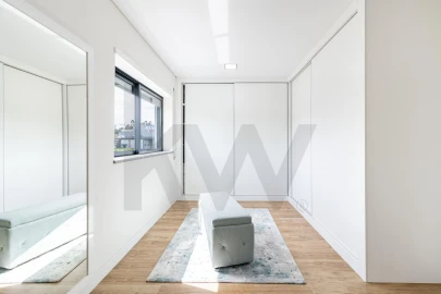 Moradia T4 para Venda em O. Azeméis, Riba-Ul, Ul, Macinhata Seixa, Madail