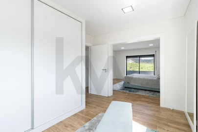 Moradia T4 para Venda em O. Azeméis, Riba-Ul, Ul, Macinhata Seixa, Madail